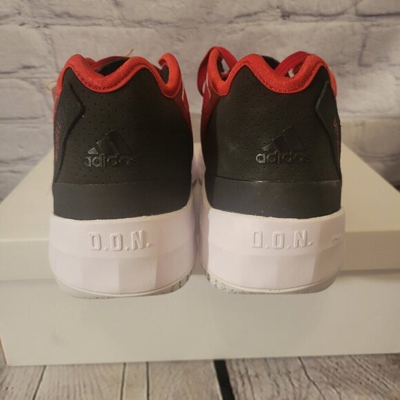 Adidas Men’s D.O.N. Issue 4 Basketball Shoes main image 4